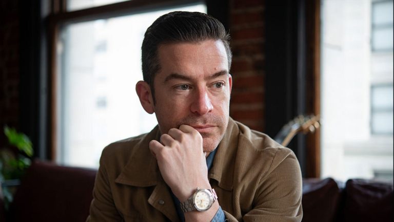 Exclusive: Cameron Barr แชร์เรื่องราวเบื้องหลังความท้าทายและความสำเร็จในการออกแบบนาฬิกาคอลลาโบเรชันครั้งแรกกับ Zodiac