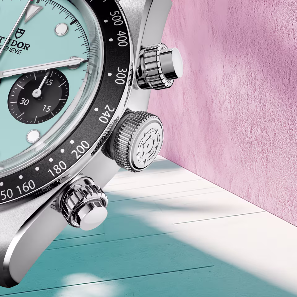 tudor-black-bay-chrono-flamingo-blue
