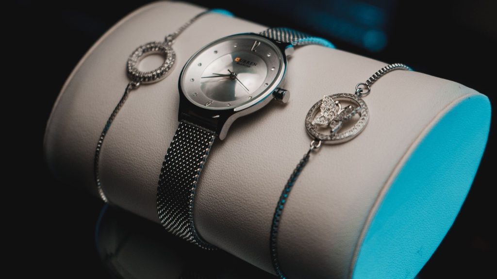 Essential Tips to Prevent Moisture in Watches