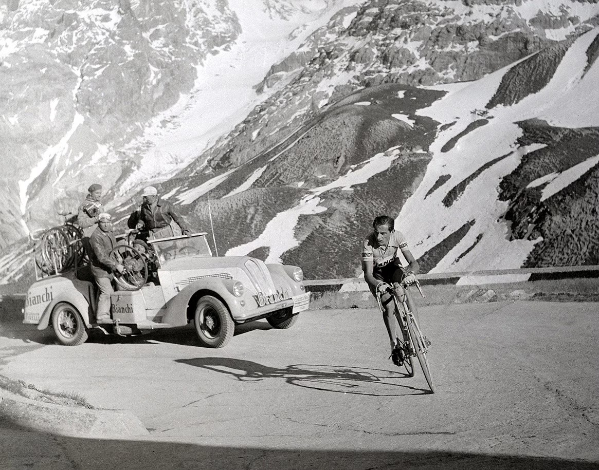Breitling Top Time B01 Coppi Bartali