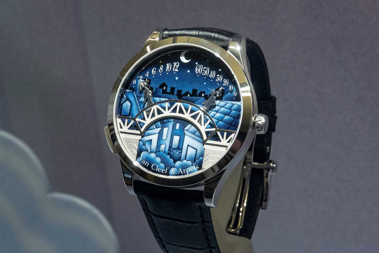 Van Cleef & Arpels: Precious Jewels Telling Time