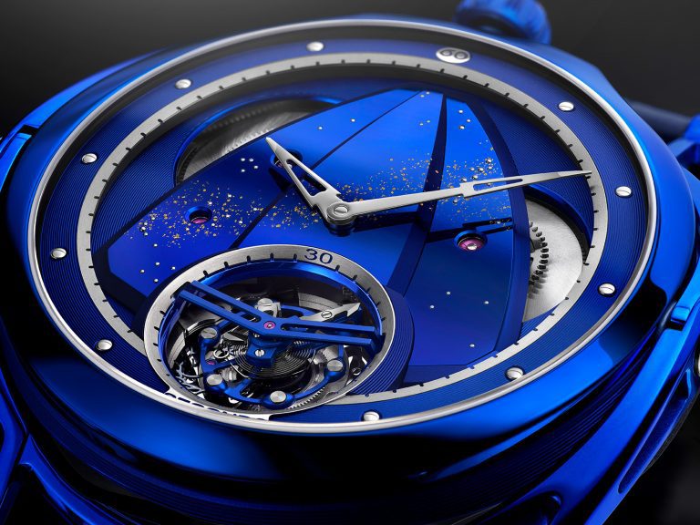 ทำความรู้จัก De Bethune ผ่านเฉดสีน้ำเงินที่บ่งบอกตัวตนของแบรนด์นาฬิกาอิสระจากเมือง L’Auberson