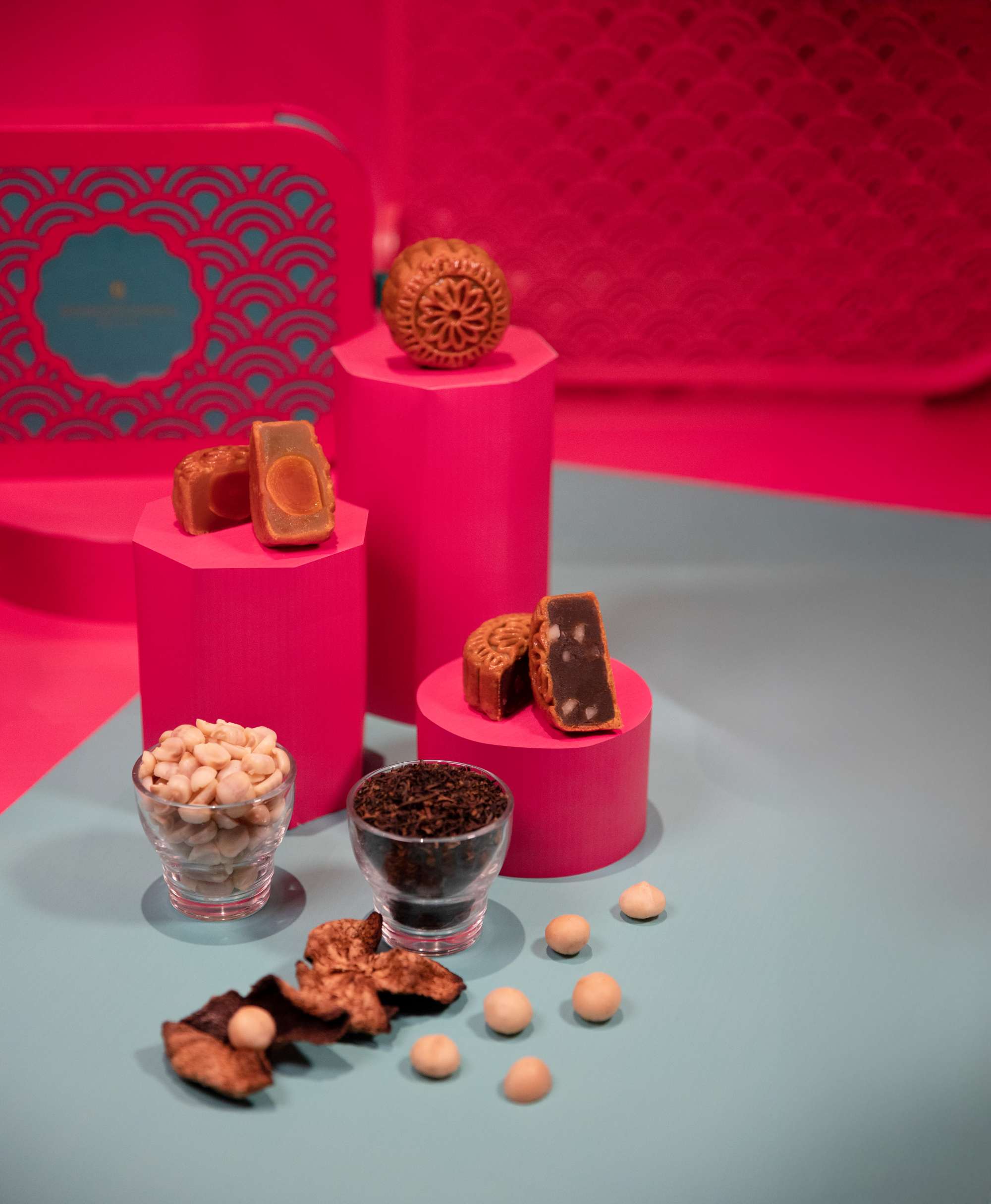 ขนมไหว้พระจันทร์ InterContinental Bangkok Mooncakes: Where Timeless Traditions Meet Exquisite Design