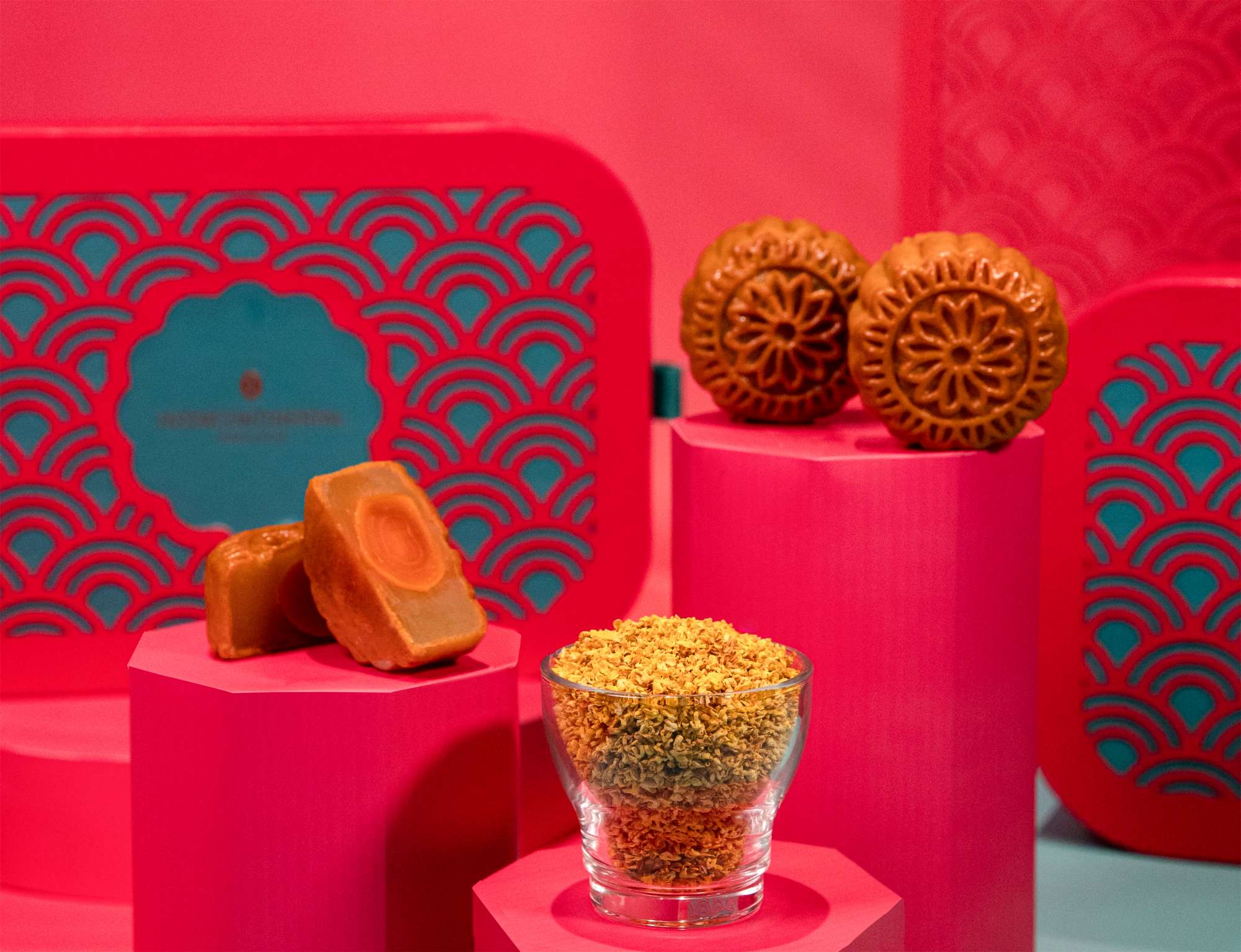 ขนมไหว้พระจันทร์ InterContinental Bangkok Mooncakes: Where Timeless Traditions Meet Exquisite Design
