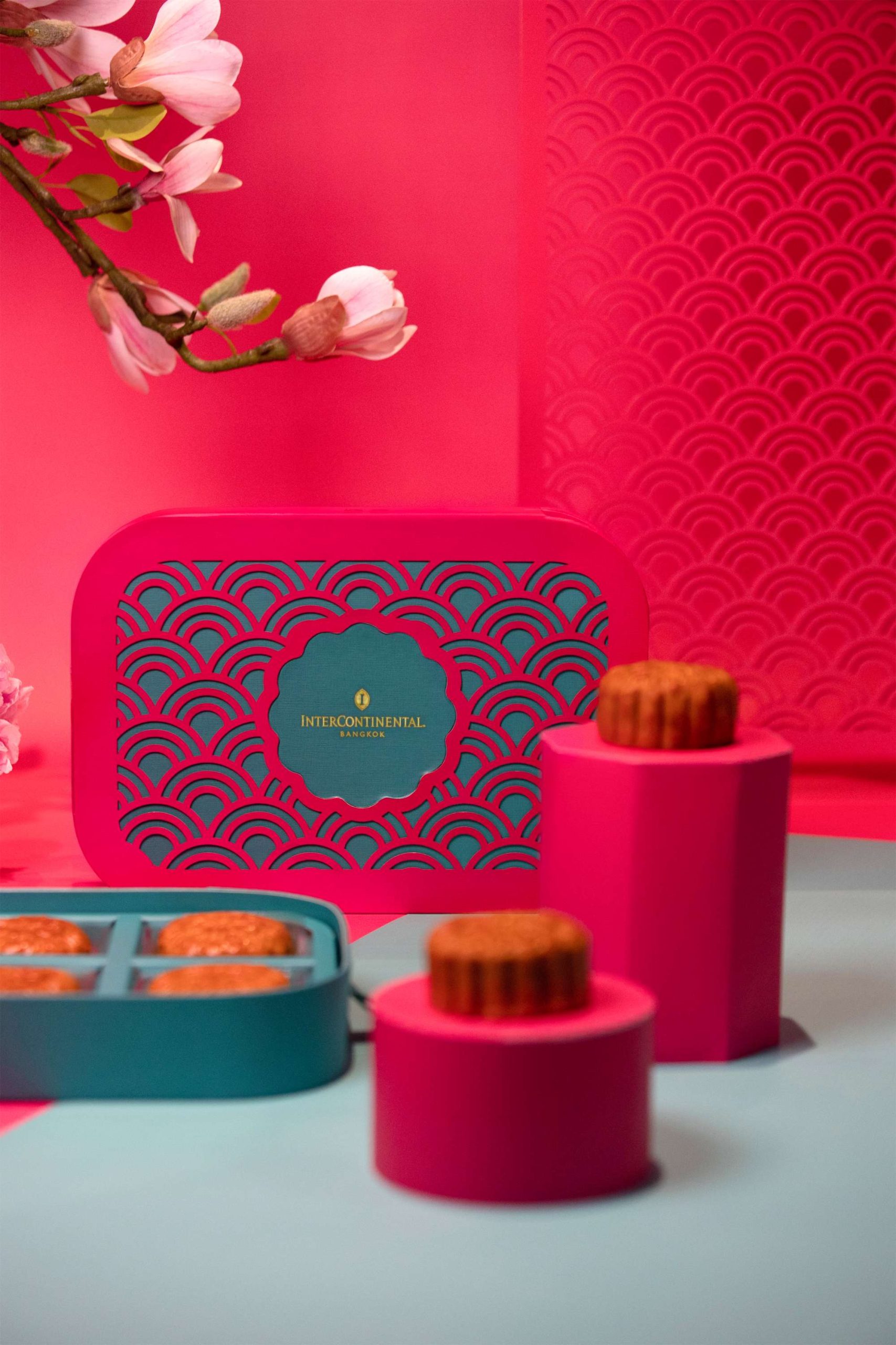 ขนมไหว้พระจันทร์ InterContinental Bangkok Mooncakes: Where Timeless Traditions Meet Exquisite Design