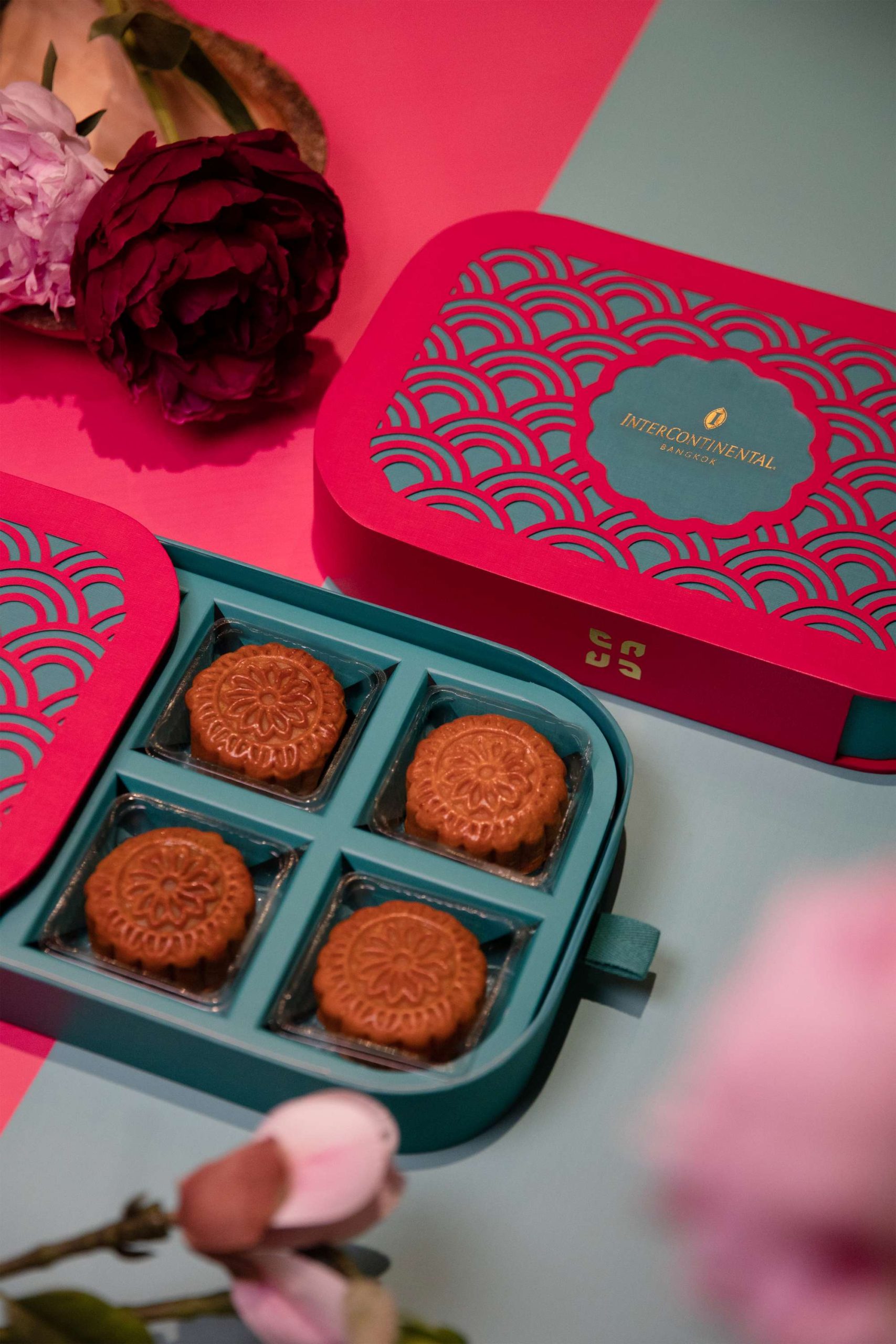 ขนมไหว้พระจันทร์ InterContinental Bangkok Mooncakes: Where Timeless Traditions Meet Exquisite Design