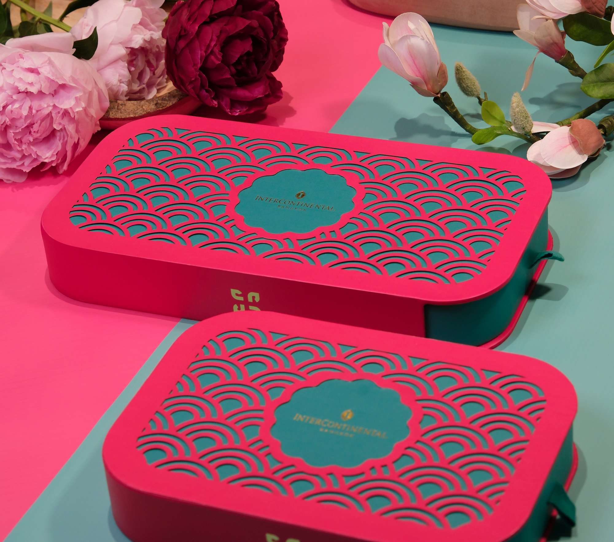 ขนมไหว้พระจันทร์ InterContinental Bangkok Mooncakes: Where Timeless Traditions Meet Exquisite Design