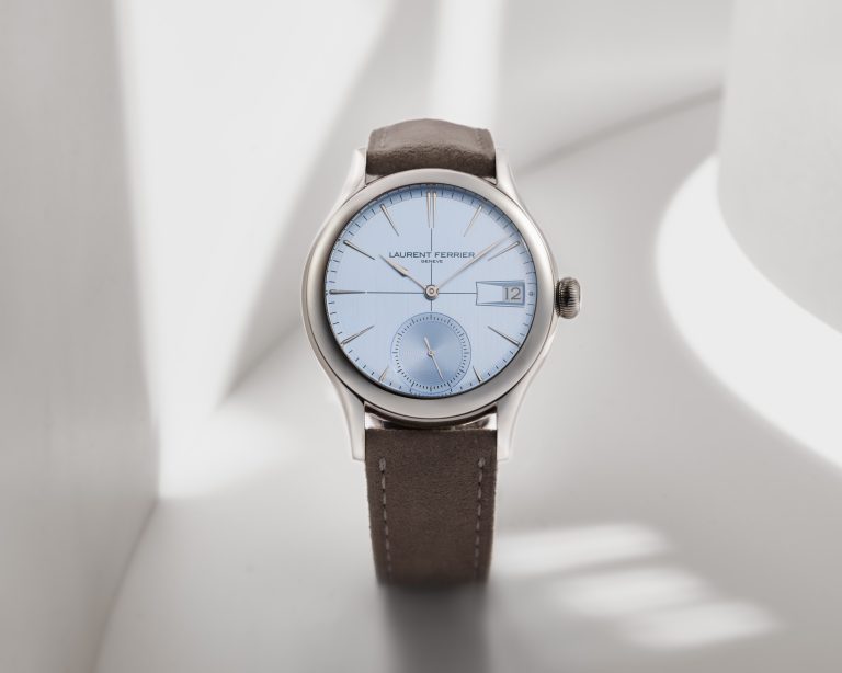 ความเรียบง่าย  ฟังก์ชัน และงานฝีมืออันเป็นเลิศ Laurent Ferrier Classic Auto Horizon