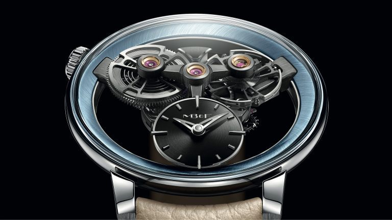 MB&F SP One ความสง่างามเรียบง่ายที่ซ่อนขุมพลังของกลไกอันสลับซับซ้อน