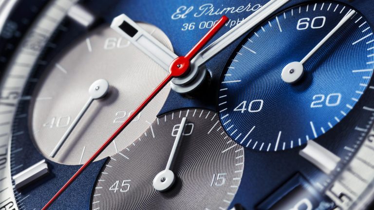 เปิดประตูสู่ตำนานบทใหม่ CHRONOMASTER ORIGINAL สีน้ำเงิน