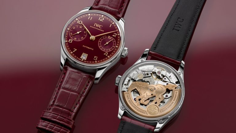 IWC Schaffhausen เฉลิมฉลองตรุษจีนปีม้า เผยโฉม Portugieser Automatic 42 ลิมิเต็ดอิดิชั่น หน้าปัดสีเบอร์กันดี