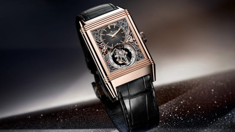 Reverso Hybris Artistica Calibre 179 การหมุนของจักรวาลในกรอบสี่เหลี่ยมผืนผ้าจาก Jaeger-LeCoultre
