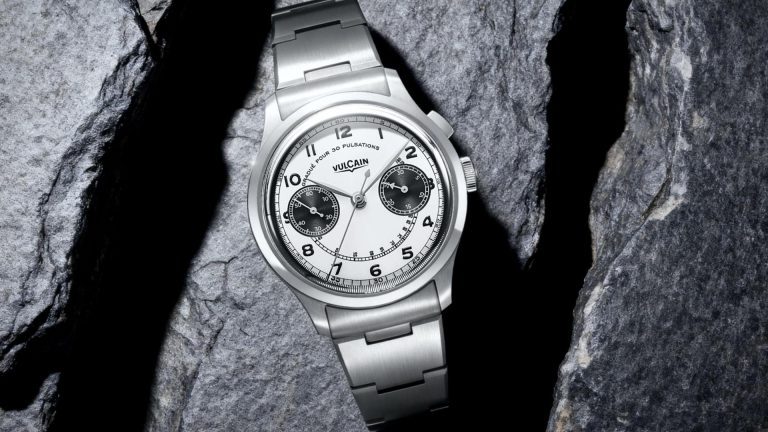 ขอแนะนำ Vulcain Monopusher Heritage Panda นาฬิกาจับเวลาจากยุค 1950 หน้าปัดสไตล์แพนด้าที่นักสะสมหลงรัก