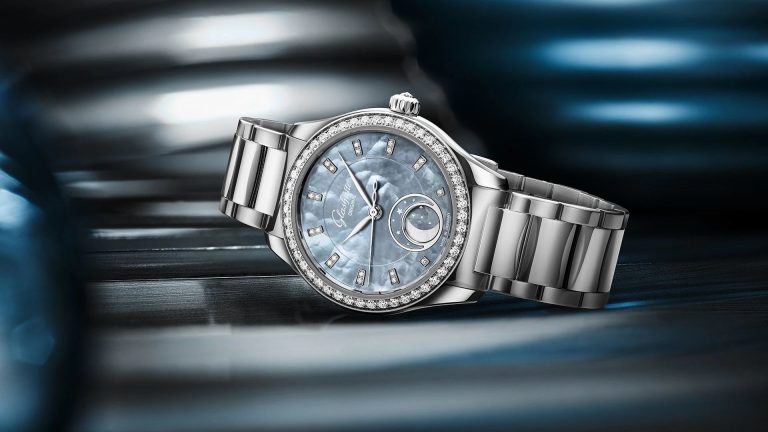 Glashütte Original Serenade Luna Skyline Blue เมื่อจันทราร่ายระบำบนหน้าปัดมุกแห่งท้องฟ้า