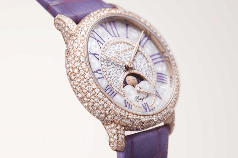 Blancpain Ladybird Colors Diamond Bloom (Ref. 3662) ใครบอกว่านาฬิกาผู้หญิงต้องเน้นแค่เพชร แล้วยอมลดสเปกเรื่องกลไก?
