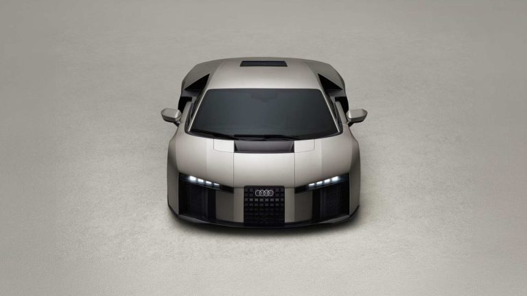 เมื่อ Audi แอบซุ่มทำซูเปอร์คาร์ 987 แรงม้า ออกมาขิง Lamborghini