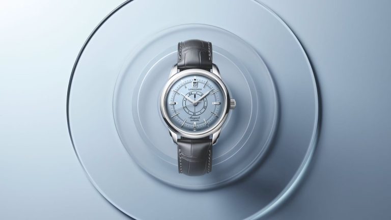 Longines แต้มสีฟ้าลงบนหน้าปัดที่เคยเคร่งขรึม ในรุ่น Conquest Heritage Central Power Reserve