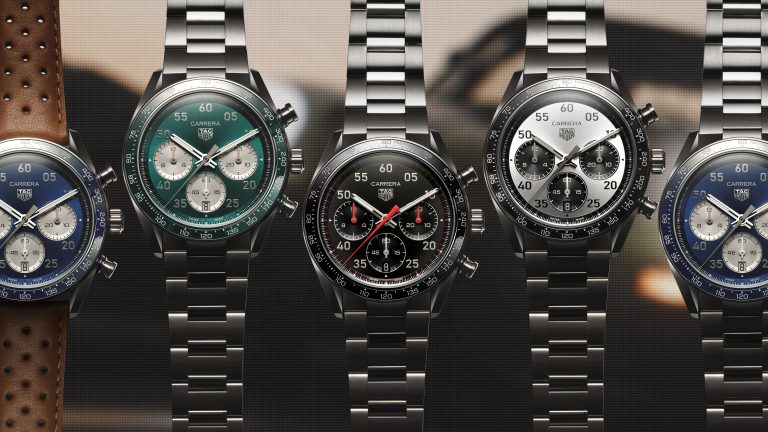 การปรับโฉมครั้งใหม่ของนาฬิกาแข่งระดับตำนานกับ TAG Heuer Carrera Chronograph Sport 42 มม. รุ่นใหม่