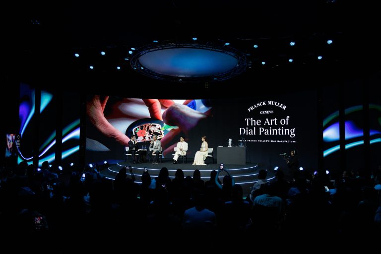 เรียนรู้งานช่างฝีมือและสัมผัสประการณ์การลงสีบนหน้าปัดเรือนเวลา Franck Muller บนเวทีเสวนา ‘The Art of Dial Painting’ ในงาน Bangkok Watch Week 2026
