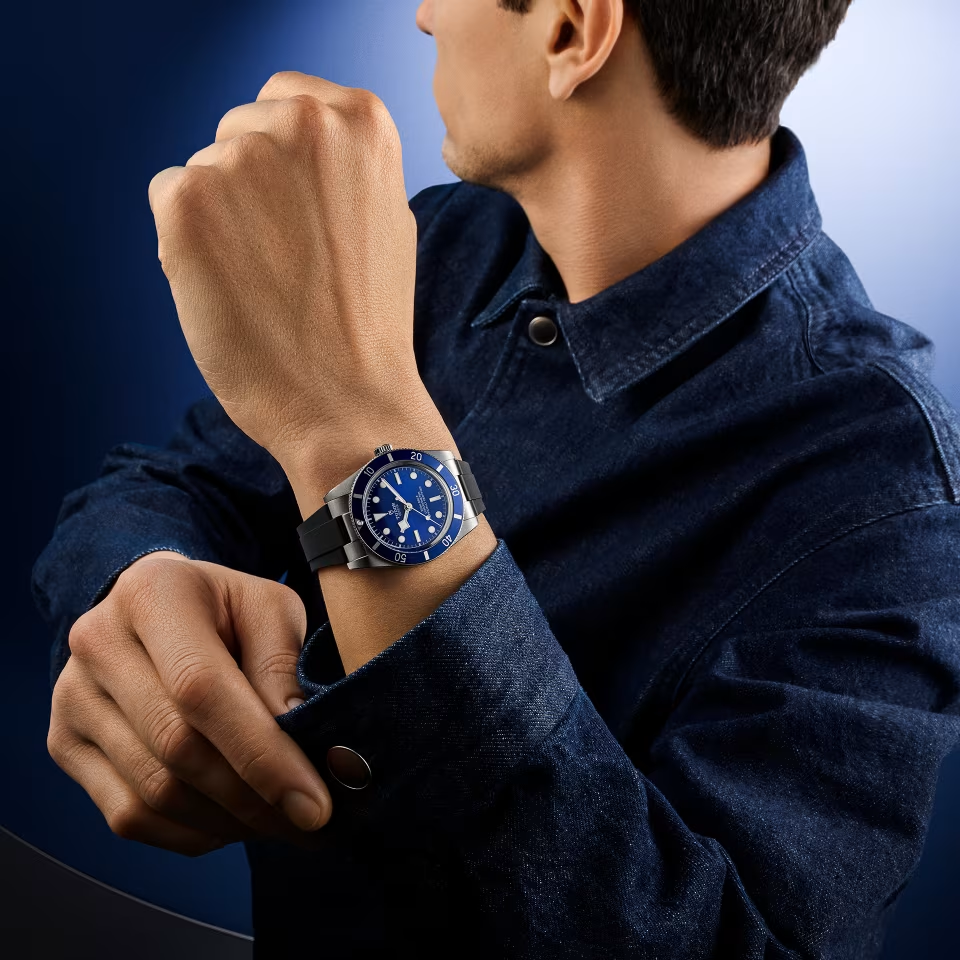 Wrist Luck: October Issue เดือนนี้รวบรวม 10 เรือนเวลา